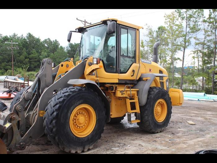 Used 2015 Volvo L70G