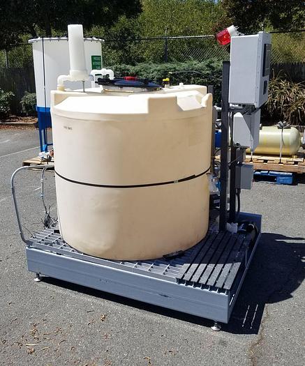 Used Reactor, 250 Gallon, PET, Hypochlorous Acid Reactor #S743170