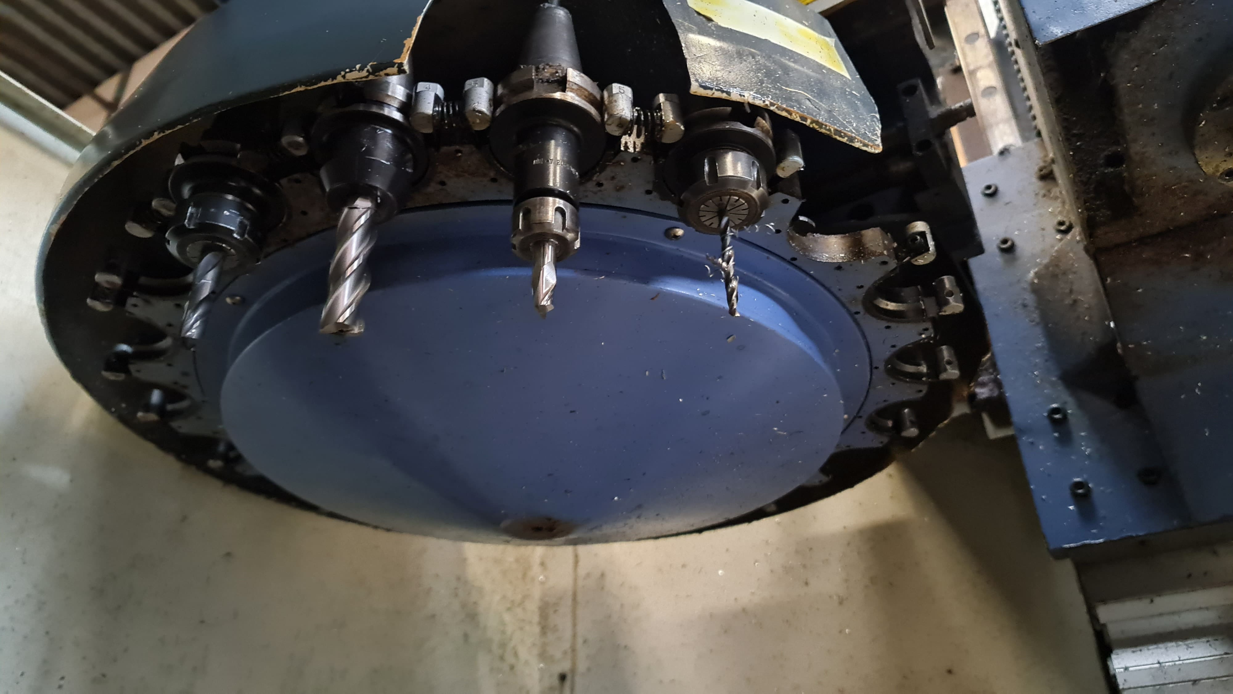 Used LEADWELL VMC 25 - 1994