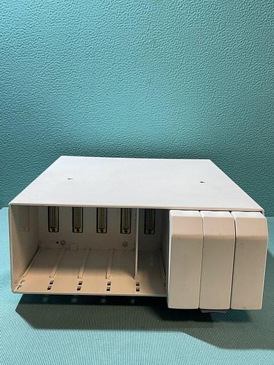 Used GE F-CU8-10-VG1 Module Rack mit 3 leere Module