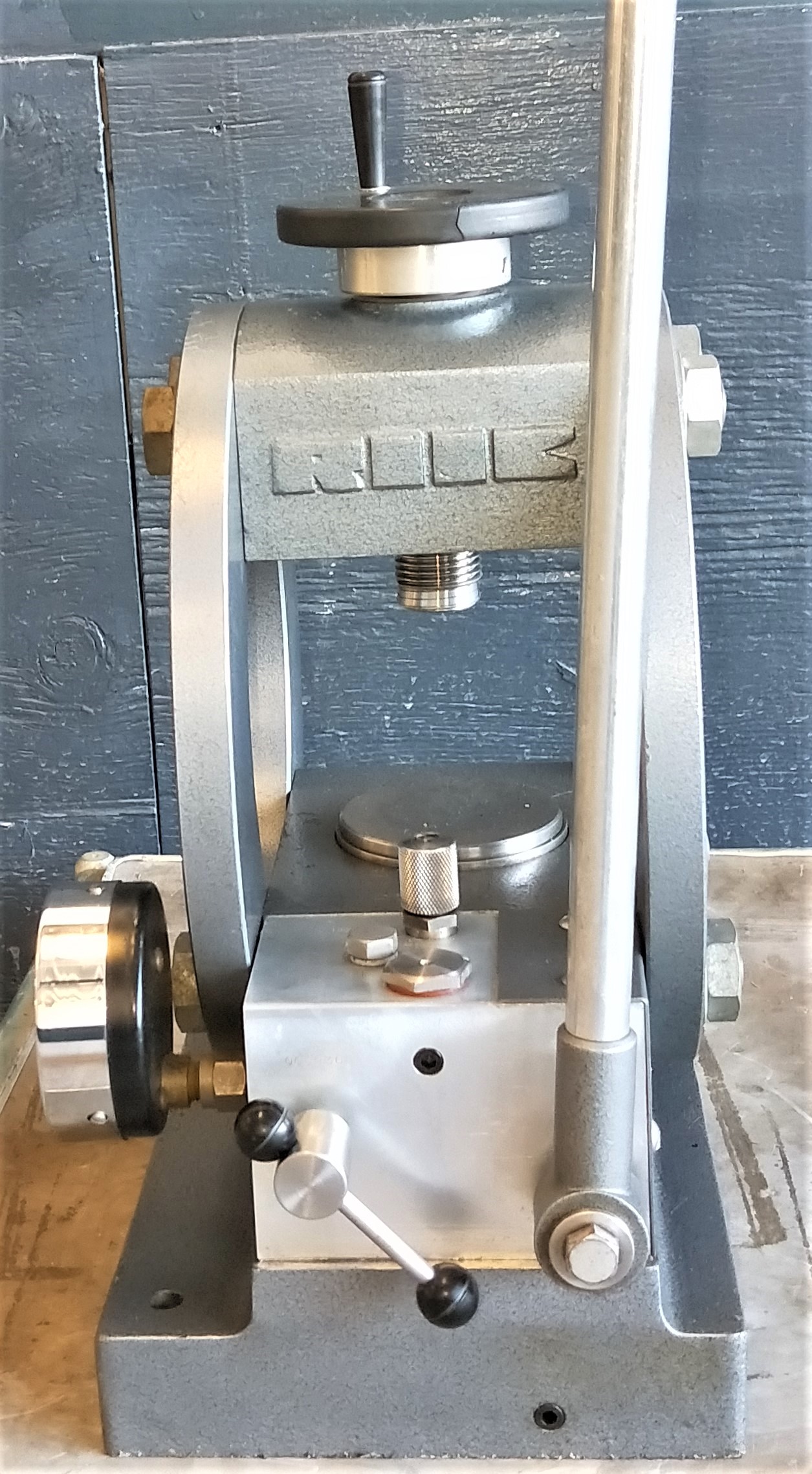 Used RIIC 25-Ton Hydraulic Ring Press