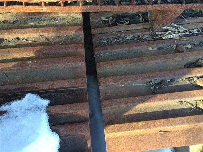 Used Crawler Tracks 32" wide