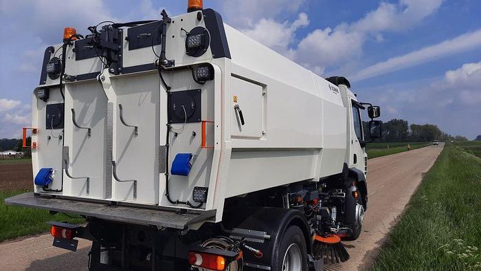 Gebruikt 2021 DAF LF230 FA met Scarab Magnum hydrostatic