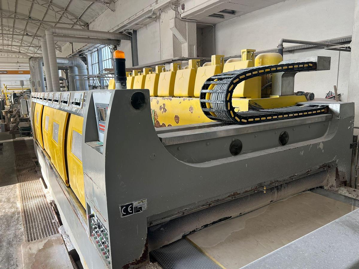 Gebraucht 2004 SIMEC NP 2200/09 RX