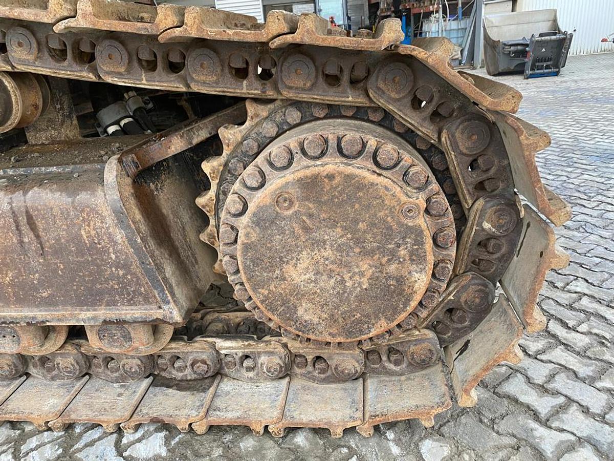 Gebraucht 2015 CATERPILLAR  390FL ME