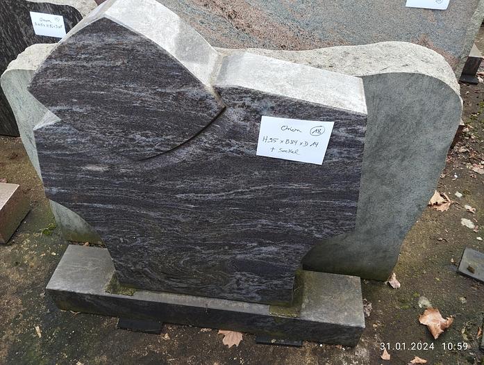 Grabsteine /Tombstones  33 Stück / Piece