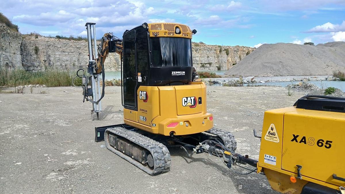 Gebraucht 2025 CATERPILLAR 300.5
