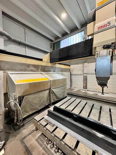 Gebraucht 2002 Omag Mill 5