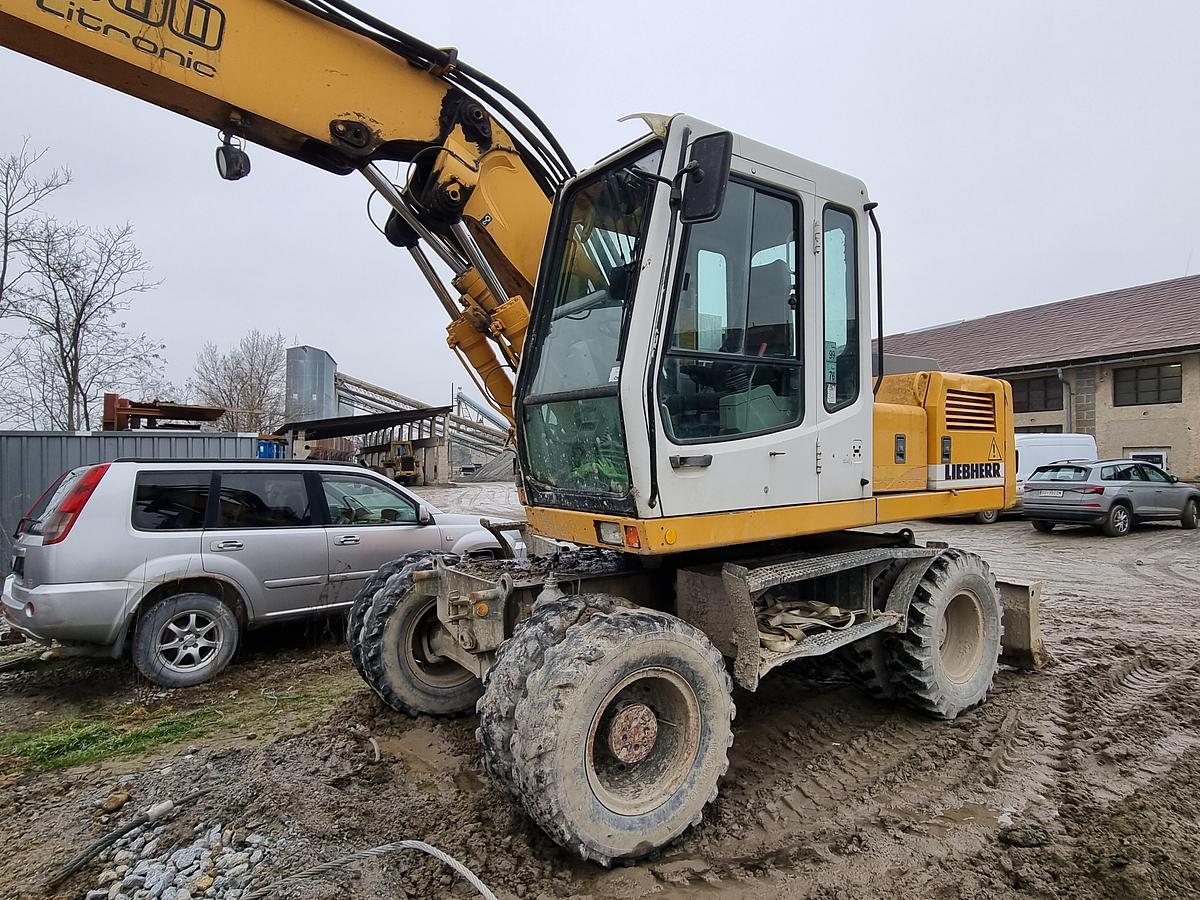 Gebraucht 2000 Liebherr A900B
