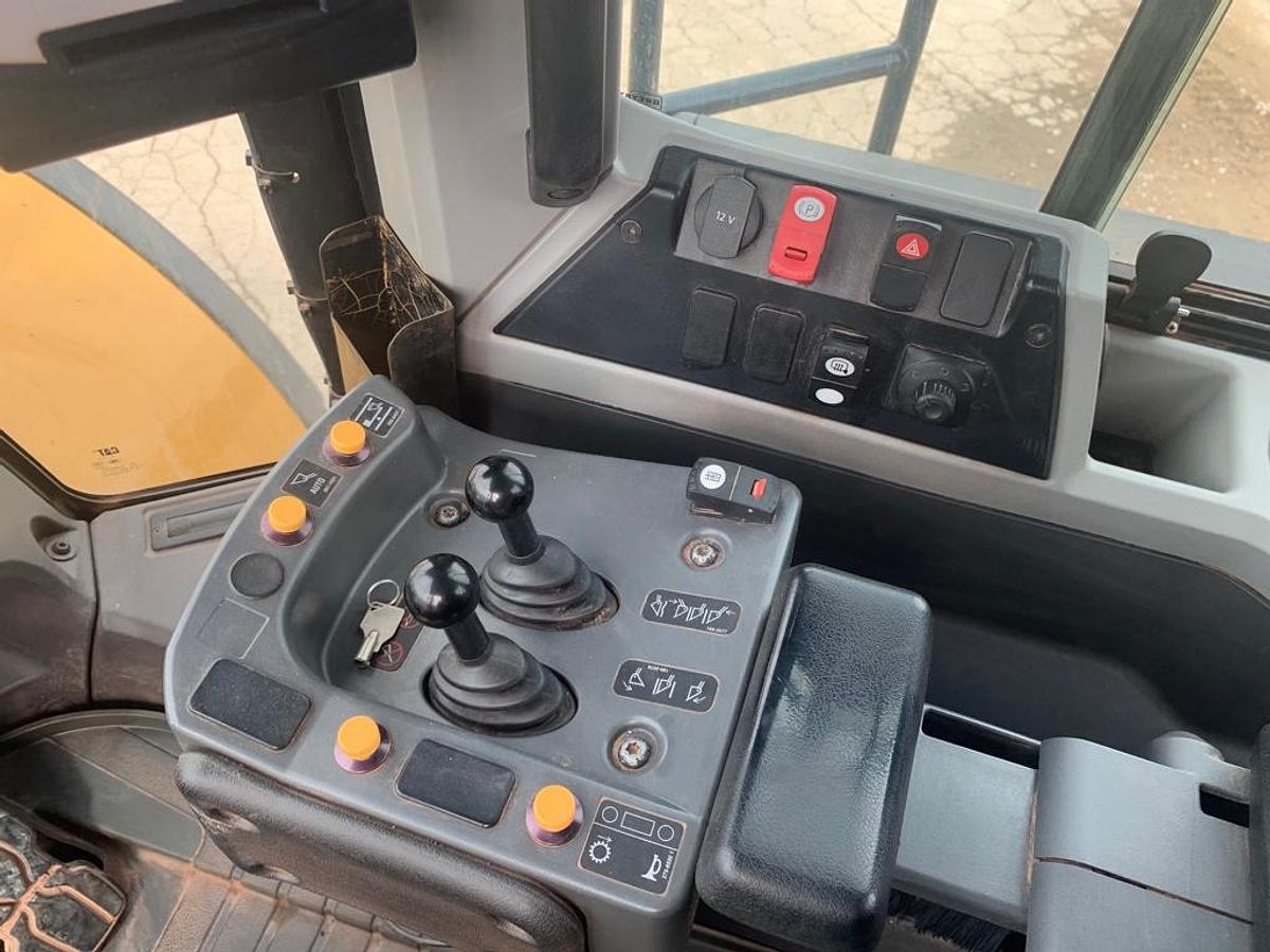 Gebraucht 2020 CATERPILLAR 980M