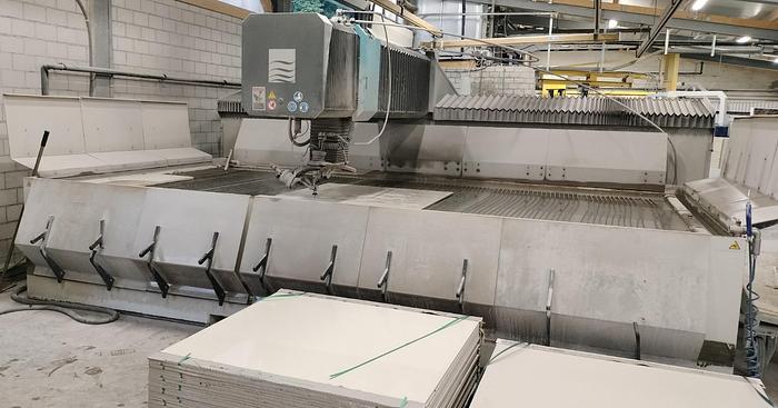 Gebraucht 2015 FLOW M3-4020b-