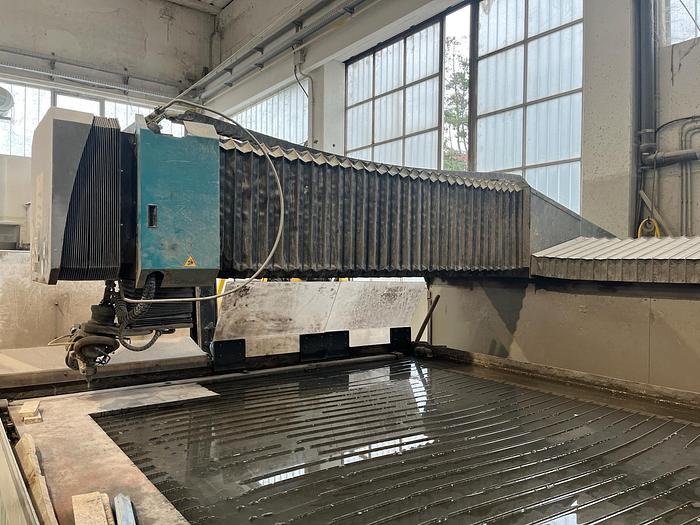 Gebraucht 2013 FLOW Mach3 4020b