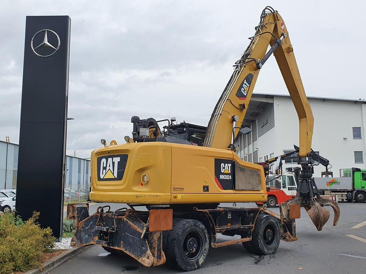 Gebraucht 2018 CATERPILLAR MH3024