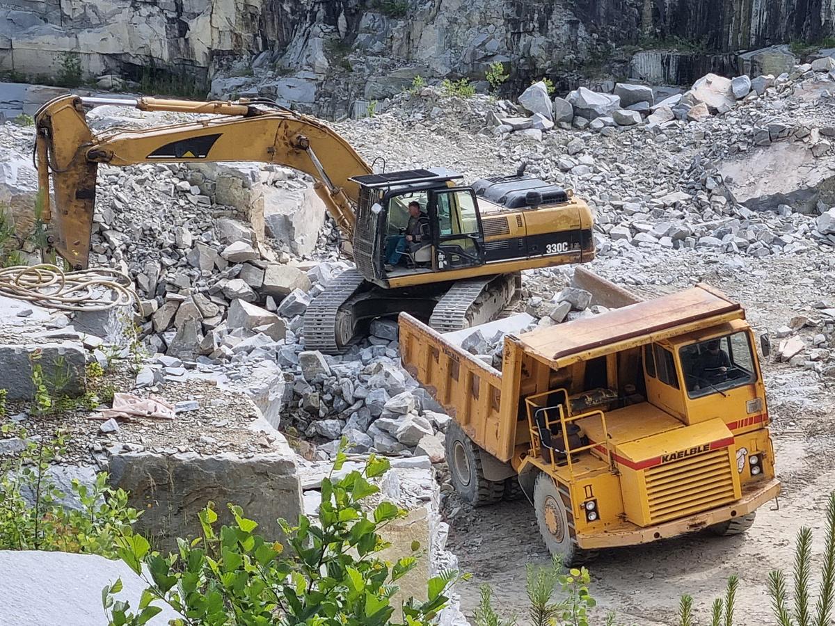 Gebraucht 2003 CATERPILLAR CAT 330C