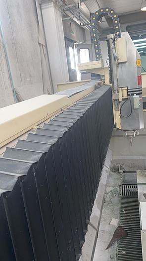 Gebraucht 2003 Omag Mill 3