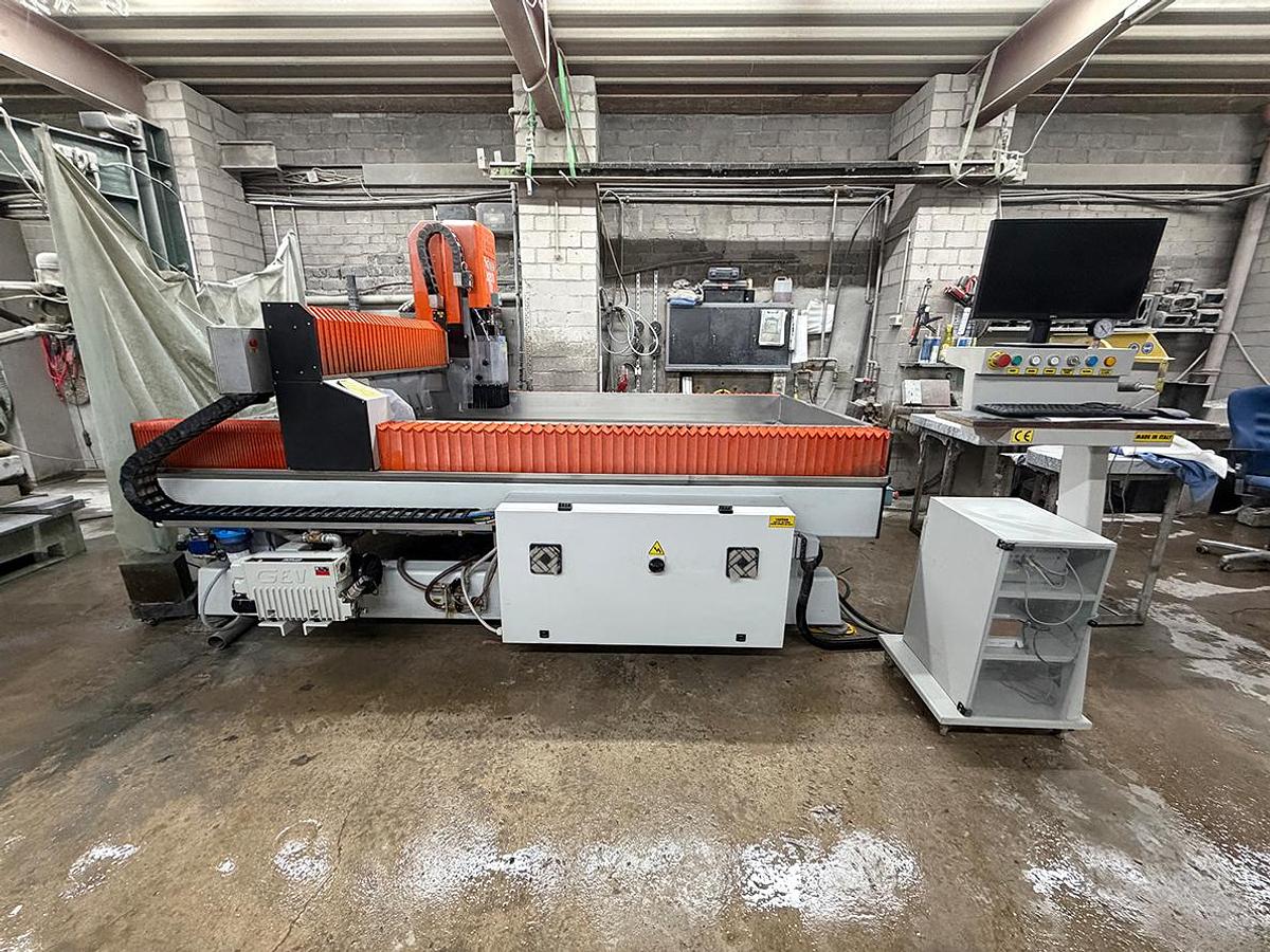 Gebraucht 2022 Pavoni Mirage 2500 Top