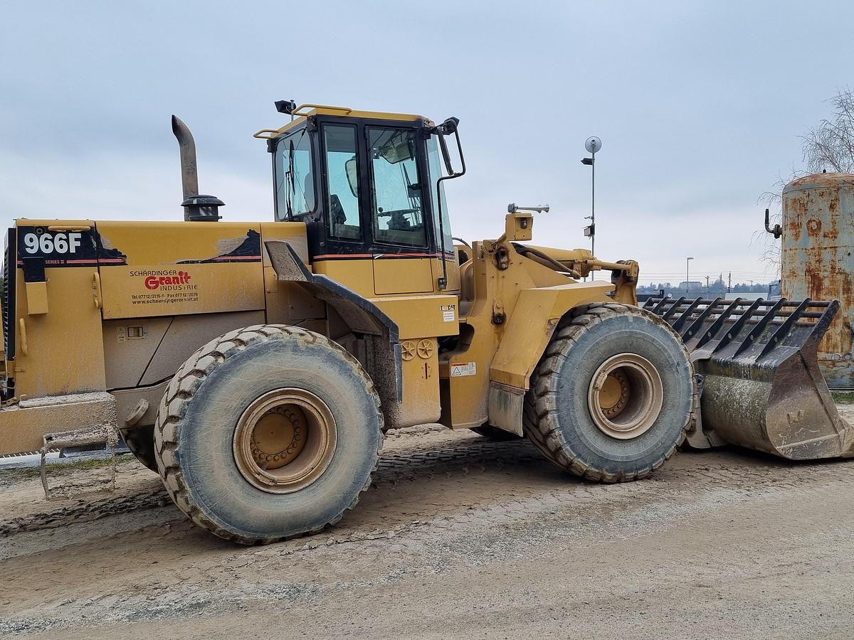Gebraucht CATERPILLAR CAT 966