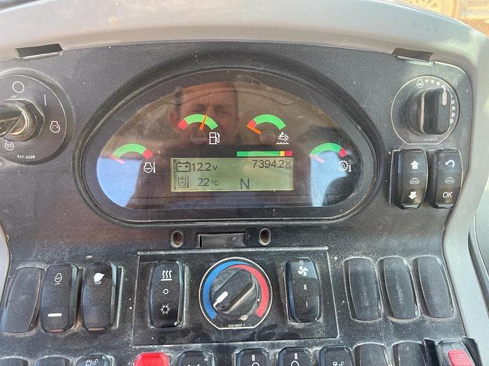 Gebraucht 2018 CATERPILLAR Dazzini Tractor CAT 444 F2 Bachhoe Loader