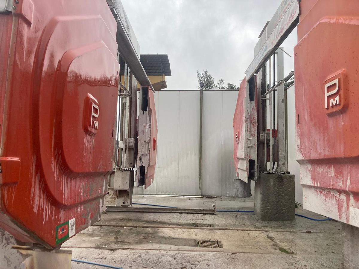 Gebraucht 2004 PELLEGRINI DF 2500