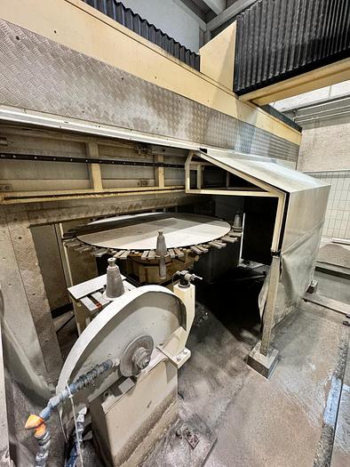 Gebraucht 2002 Omag Mill 5