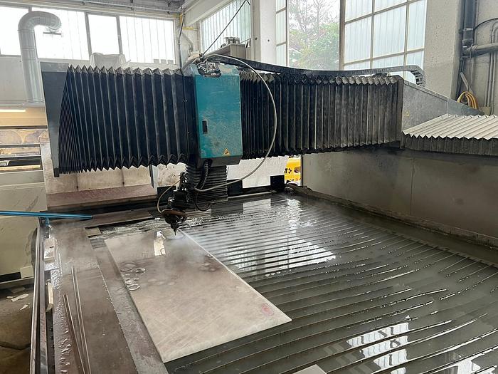 Gebraucht 2013 FLOW Mach3 4020b