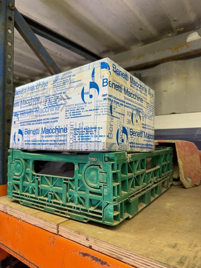 Gebraucht 2004 Benetti Fast 735 Cut (x2)