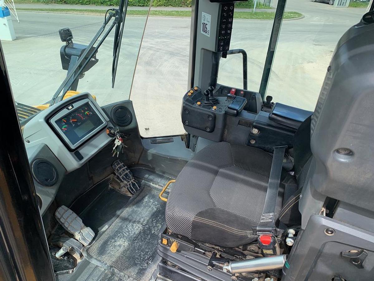 Gebraucht 2019 CATERPILLAR 972M XE