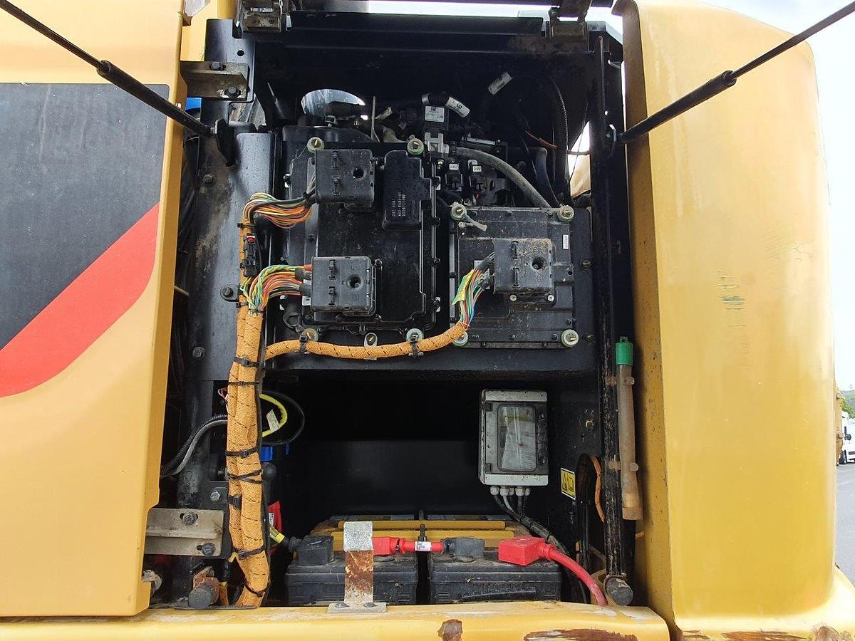 Gebraucht 2018 CATERPILLAR MH 3024