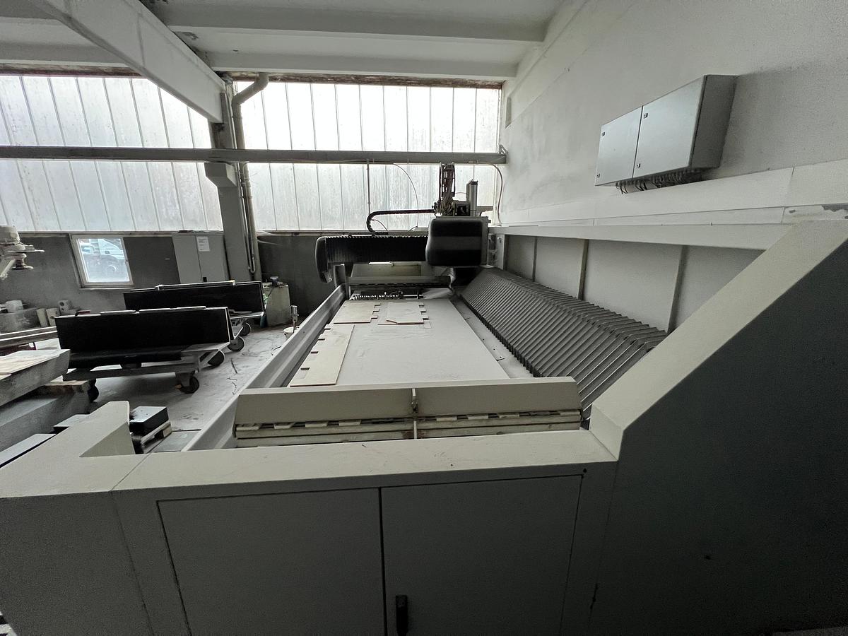 Gebraucht 2004 Intermac Jet