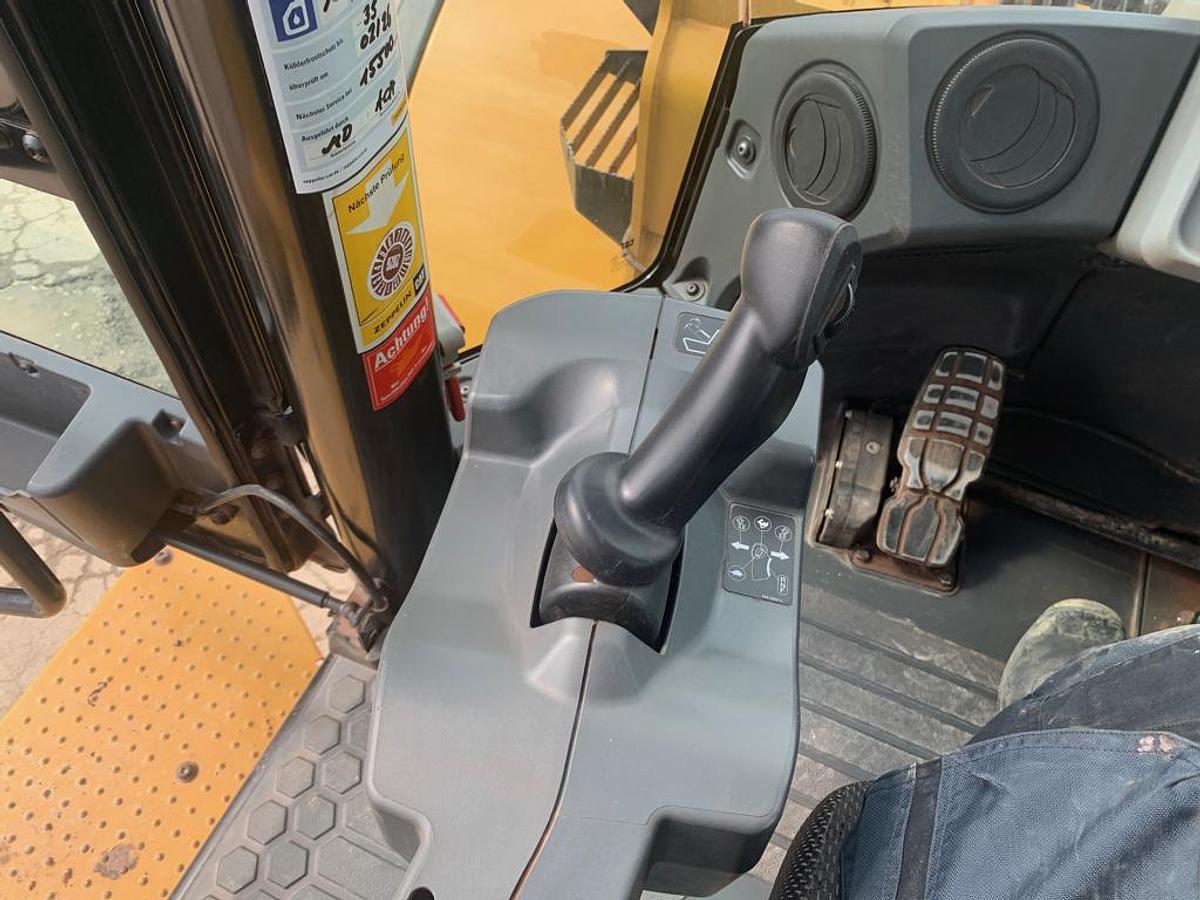 Gebraucht 2020 CATERPILLAR 980M