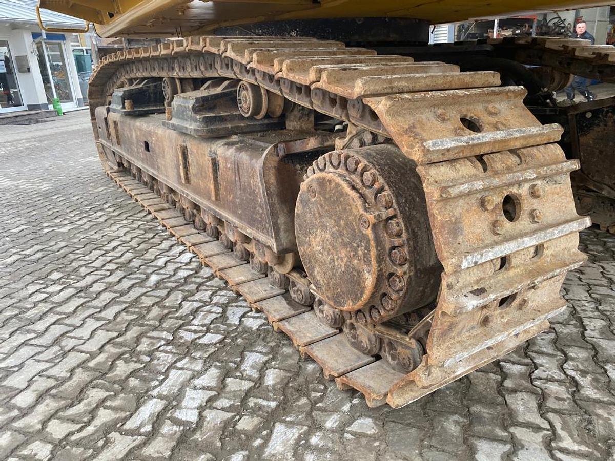 Gebraucht 2015 CATERPILLAR  390FL ME