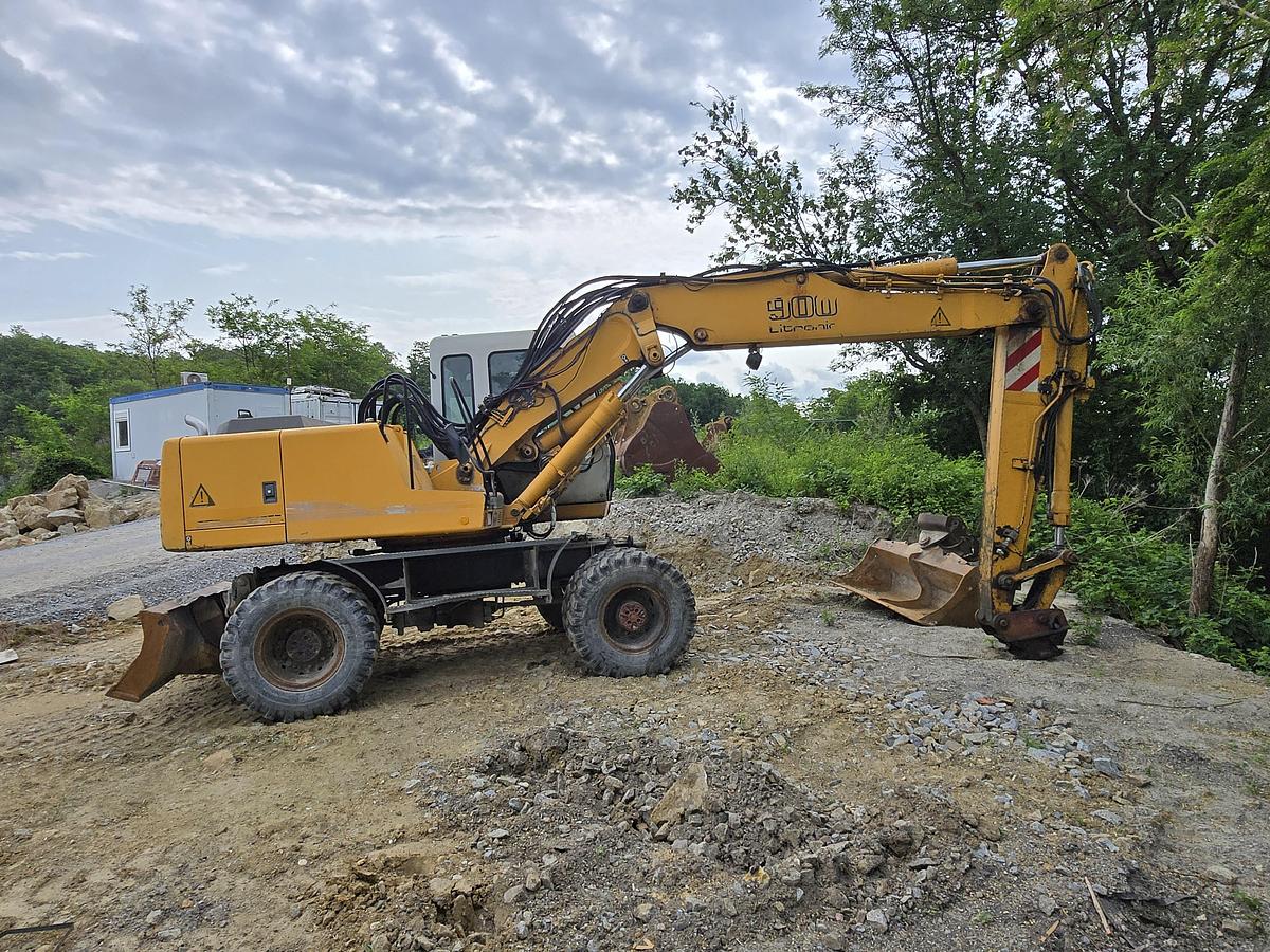 Gebraucht 2000 Liebherr A900B