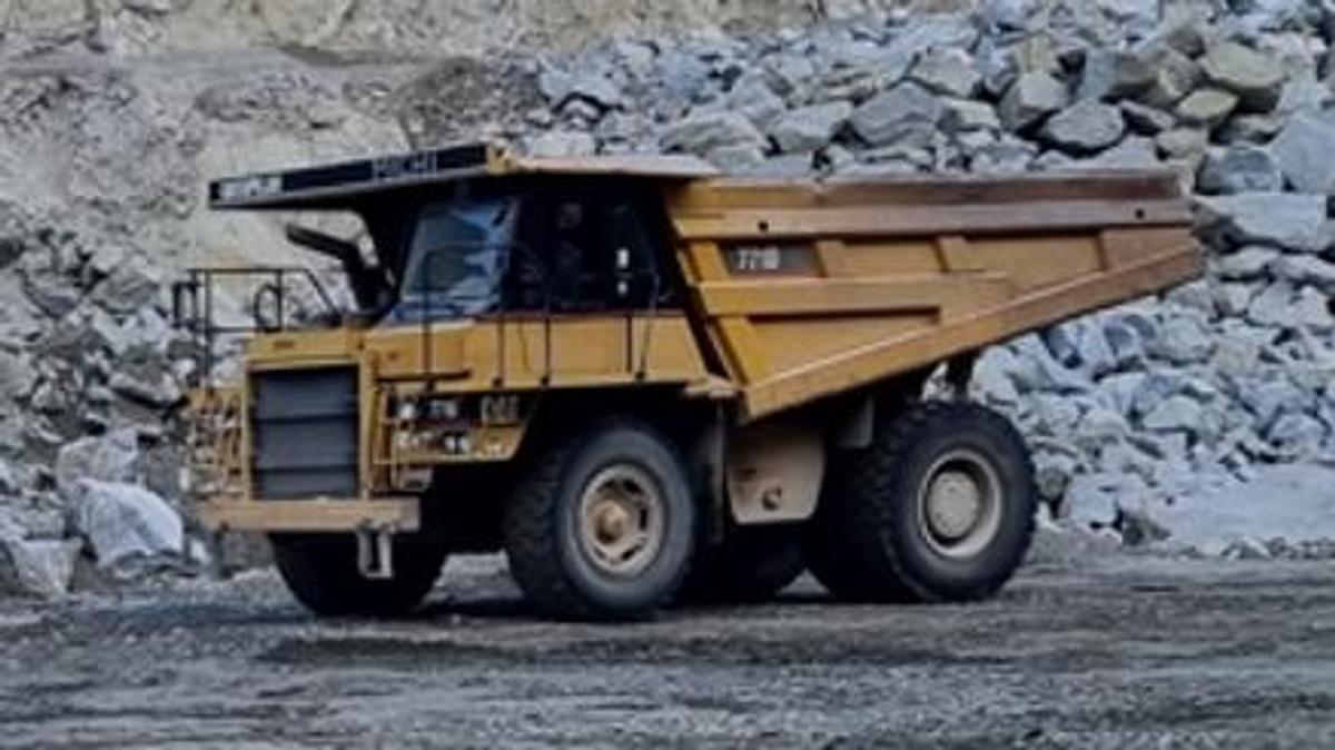 Gebraucht 2006 CATERPILLAR CAT 771 D (439)