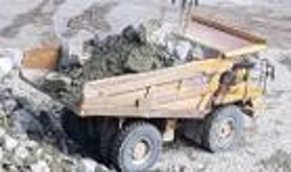 Gebraucht 2001 CATERPILLAR CAT 771D (405)