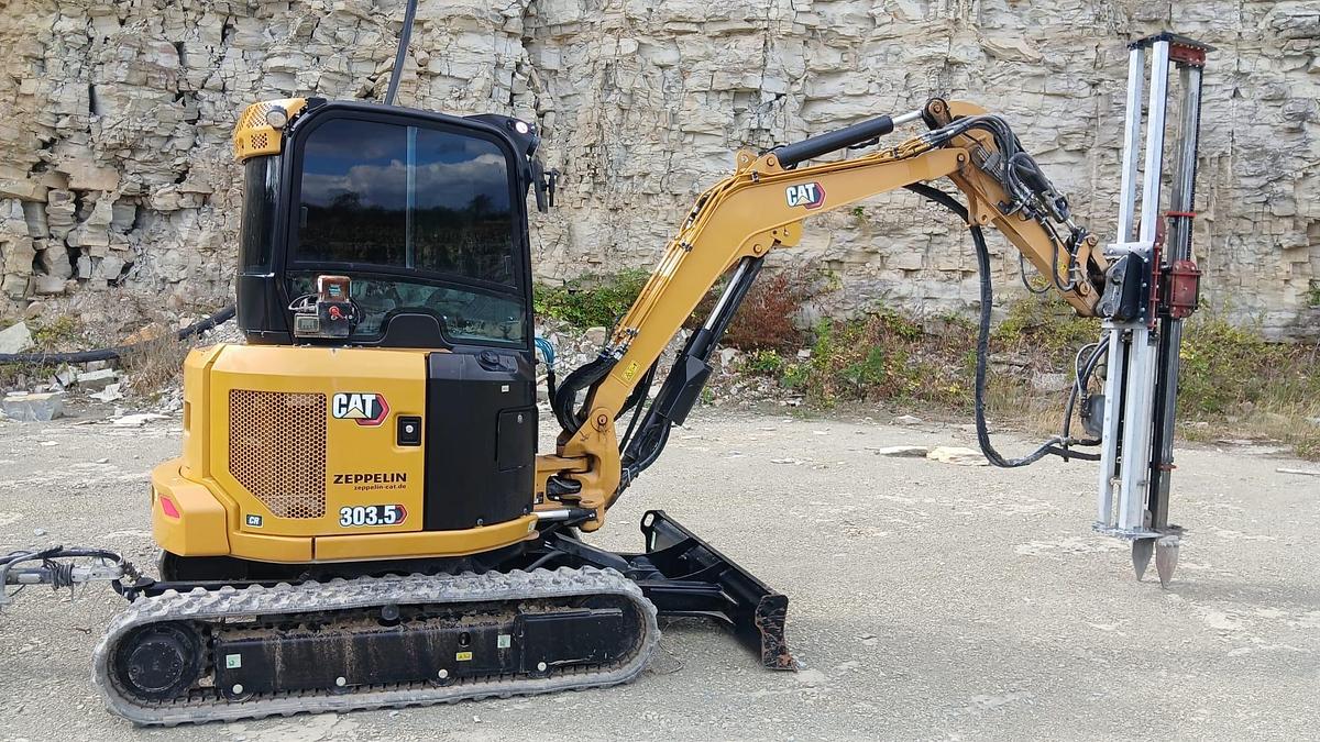 Gebraucht 2025 CATERPILLAR 300.5