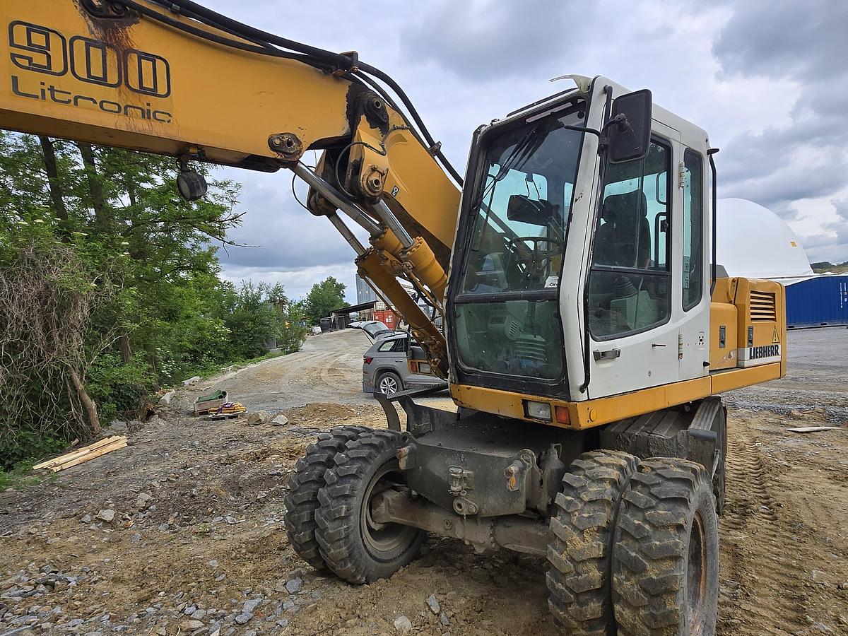 Gebraucht 2000 Liebherr A900B