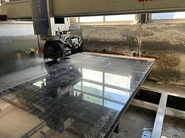 Gebraucht 2005 Emmedue Globo Variaxis