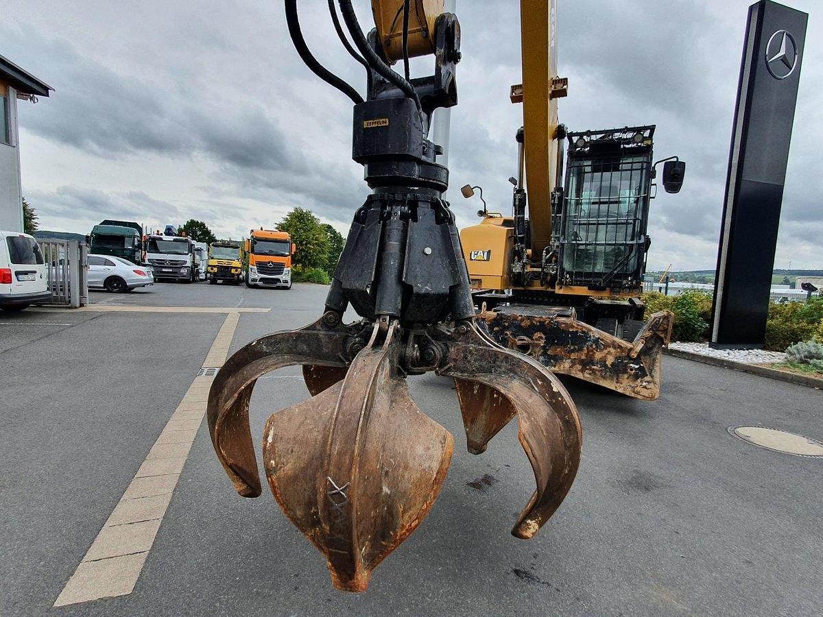 Gebraucht 2018 CATERPILLAR MH3024