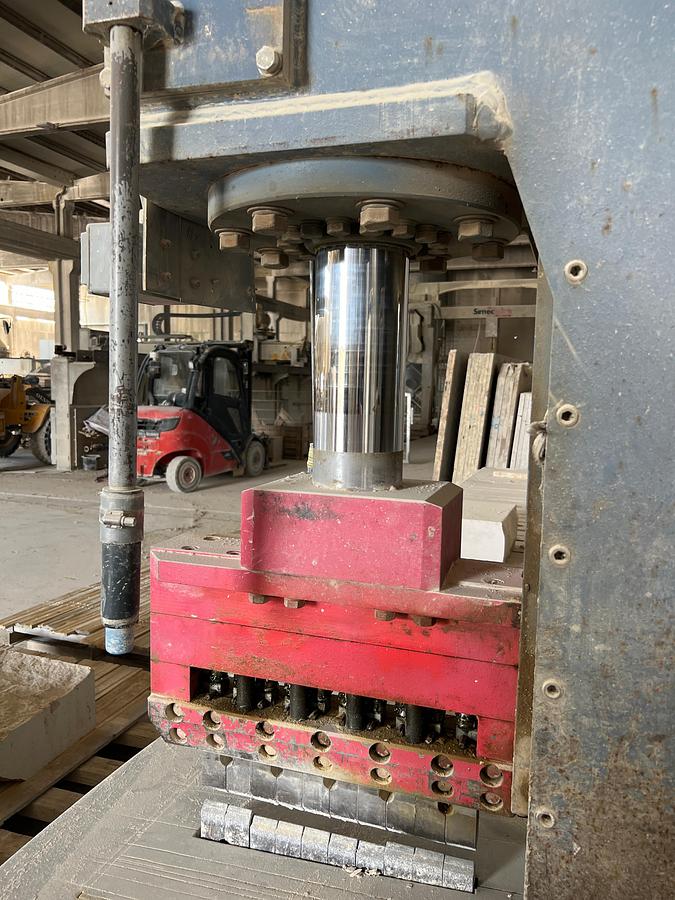 Gebraucht 2000 MEC C250 70 CMR 58/10