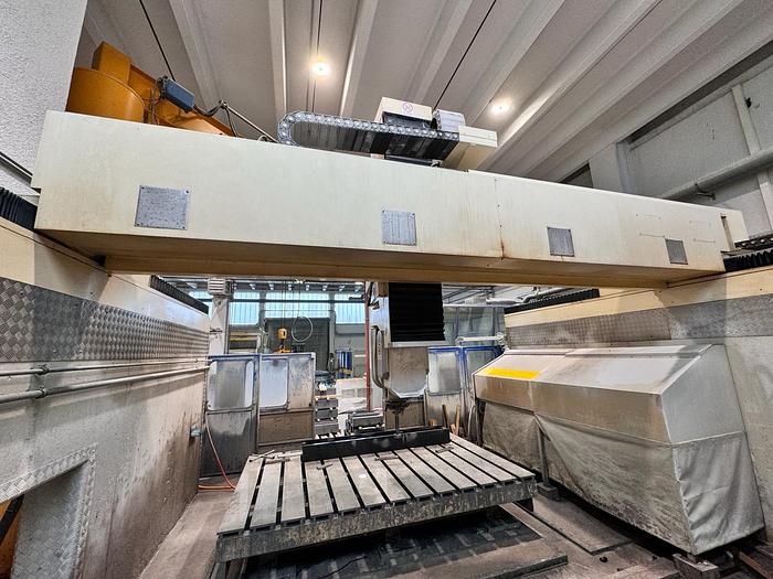 Gebraucht 2002 Omag Mill 5