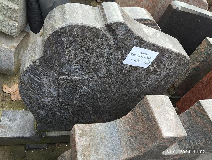 Grabsteine /Tombstones  33 Stück / Piece
