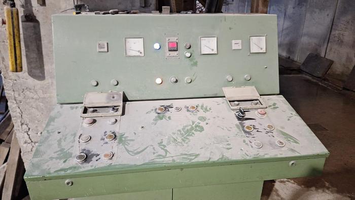 Gebraucht unbekannt/unknown -