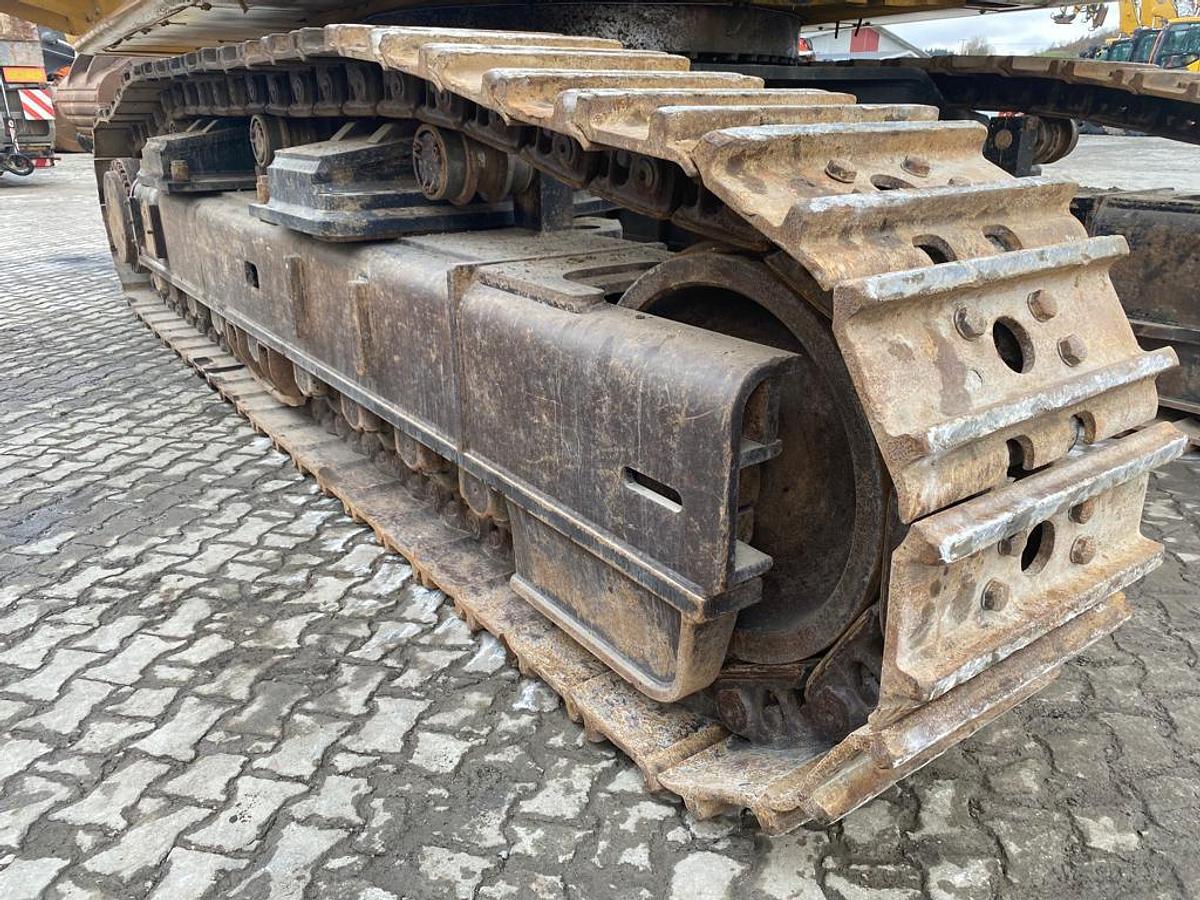 Gebraucht 2015 CATERPILLAR  390FL ME