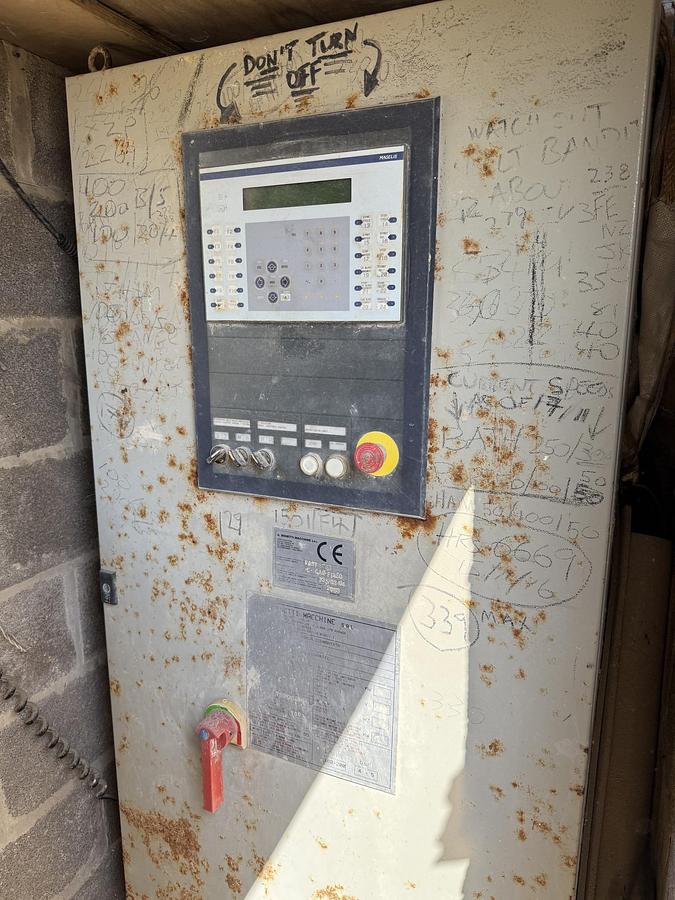 Gebraucht 2004 Benetti Fast 735 Cut (x2)