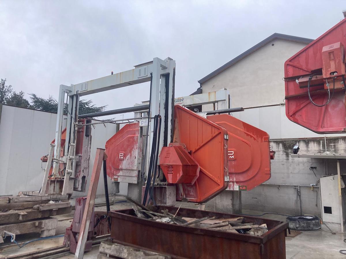 Gebraucht 2004 PELLEGRINI DF 2500