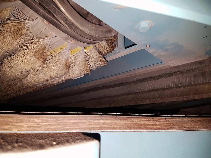 Used 2002 Wikoma SP-3 Brushing machine