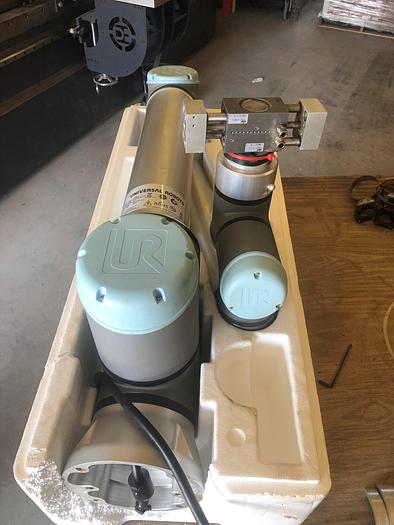 Used 2019 Universal Robots UR10e Industrial Robot