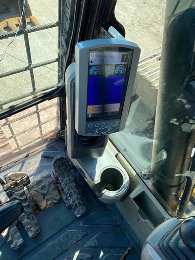 Used CAT 320E EXCAVATOR