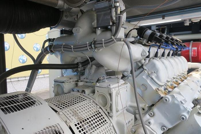 Used 2014 MAN E2842E312 - 240 KWe