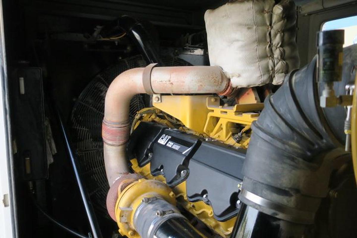 Used 2009 Caterpillar C32 - 1000/1100 KVA